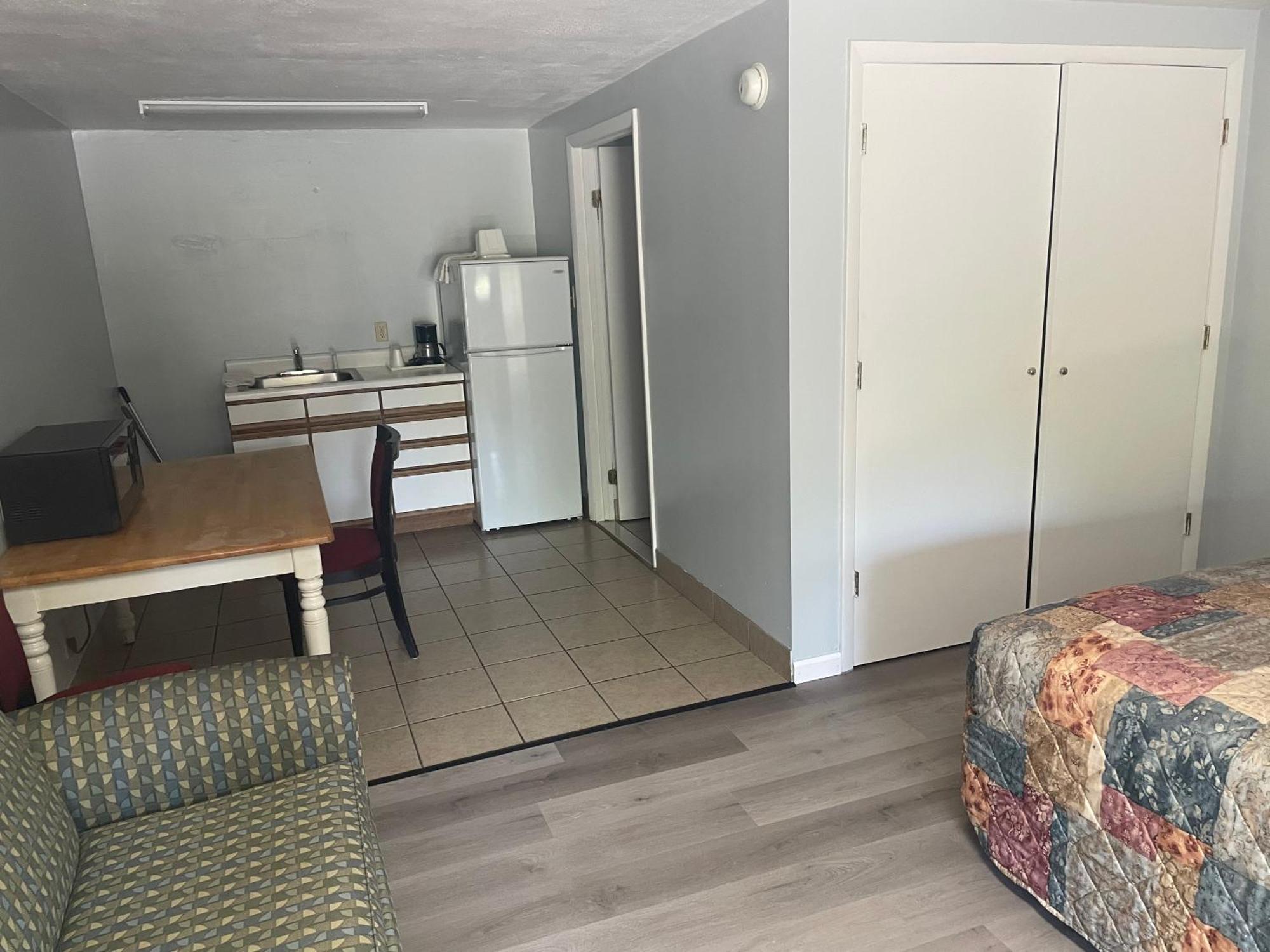 Perry-O Inn & Suites Star Junction Eksteriør billede