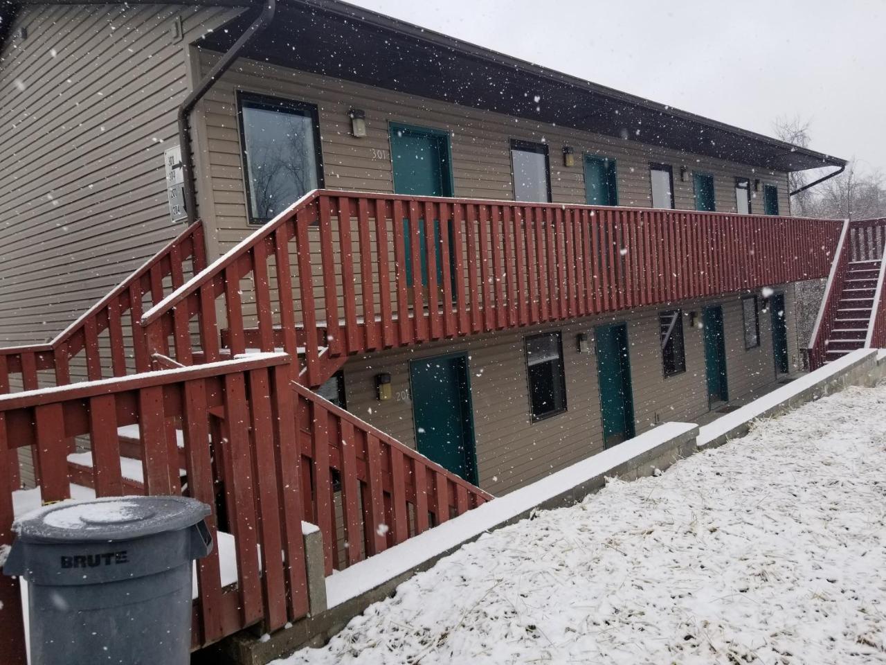 Perry-O Inn & Suites Star Junction Eksteriør billede
